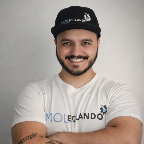 Prof. Lucas Moreno